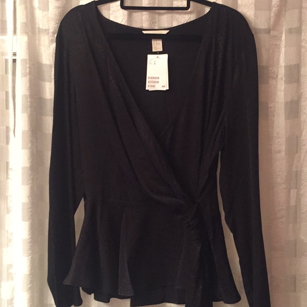 Wrap front top. Long sleeve.